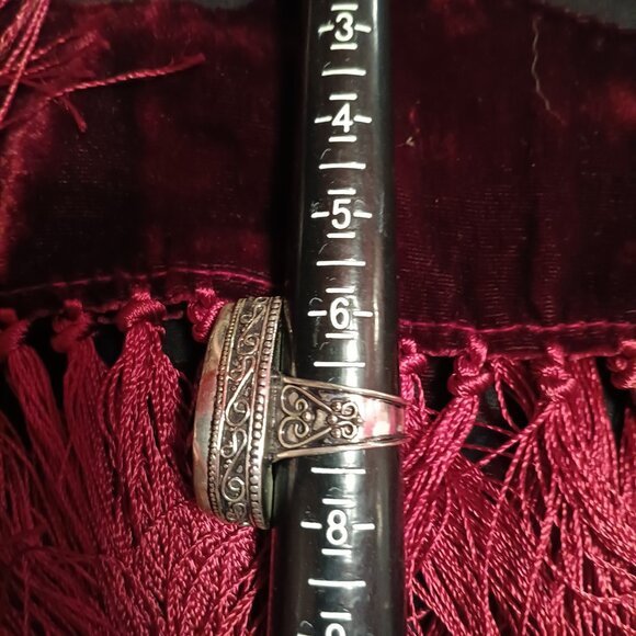 African Amethyst in Silver Ring, Size 7 - Picture 2 of 3